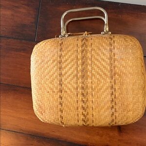 Elegant Tan Woven Handbag
